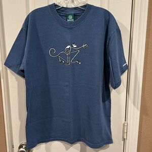 2/$16 Blue unisex tee w/ Peru Nazca lines monkey image. Sz Men’s Medium